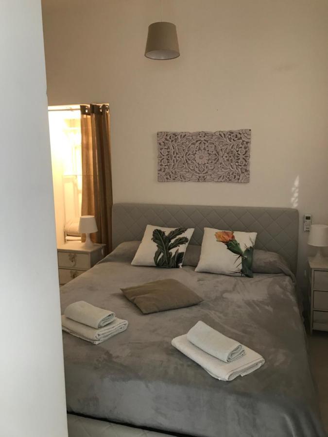 Giorgiada Luxury Apartment Кастелмола Екстериор снимка